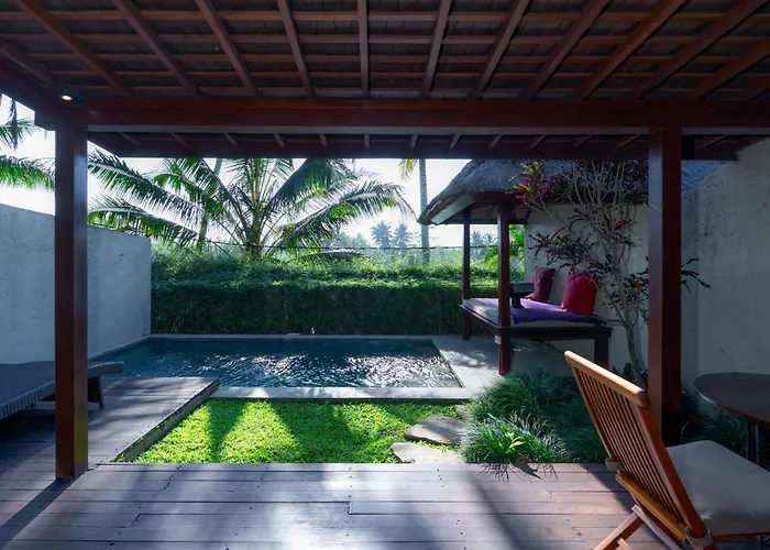 Temuku Villa *